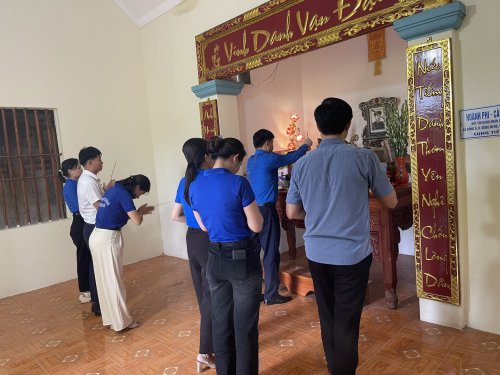 đc đỏ.jpg