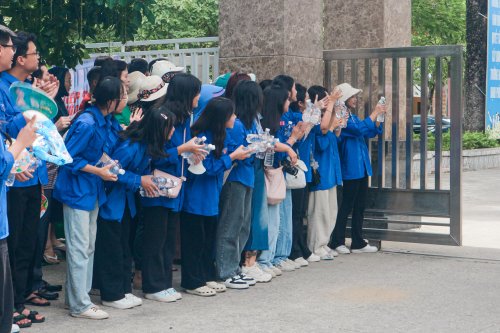 liên câp nobel.jpg
