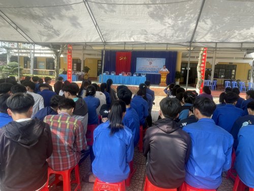THPT H&Agrave; TRUNG.jpg