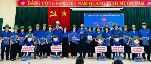 trong rau.jpg