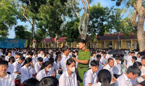 ĐA DẠNG HÌNH THỨC TUYÊN TRUYỀN, PHỔ BIẾN PHÁP LUẬT CHO ĐOÀN VIÊN THANH NIÊN