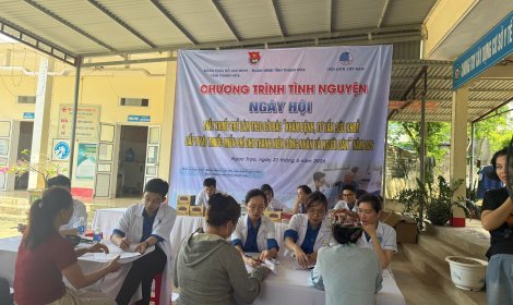 BTV Tỉnh đoàn - Hội LHTN tỉnh tổ chức Ngày hội Thầy thuốc trẻ làm theo lời Bác “Khám bệnh, tư vấn sức khỏe cấp phát thuốc cho thanh niên công nhân và người dân” năm 2026
