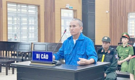 Tự do sáng tác, không phải tự do xuyên tạc!